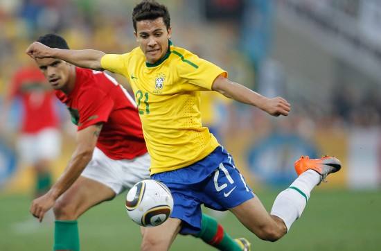 巴西vs葡萄牙 2010世界杯巴西vs葡萄牙