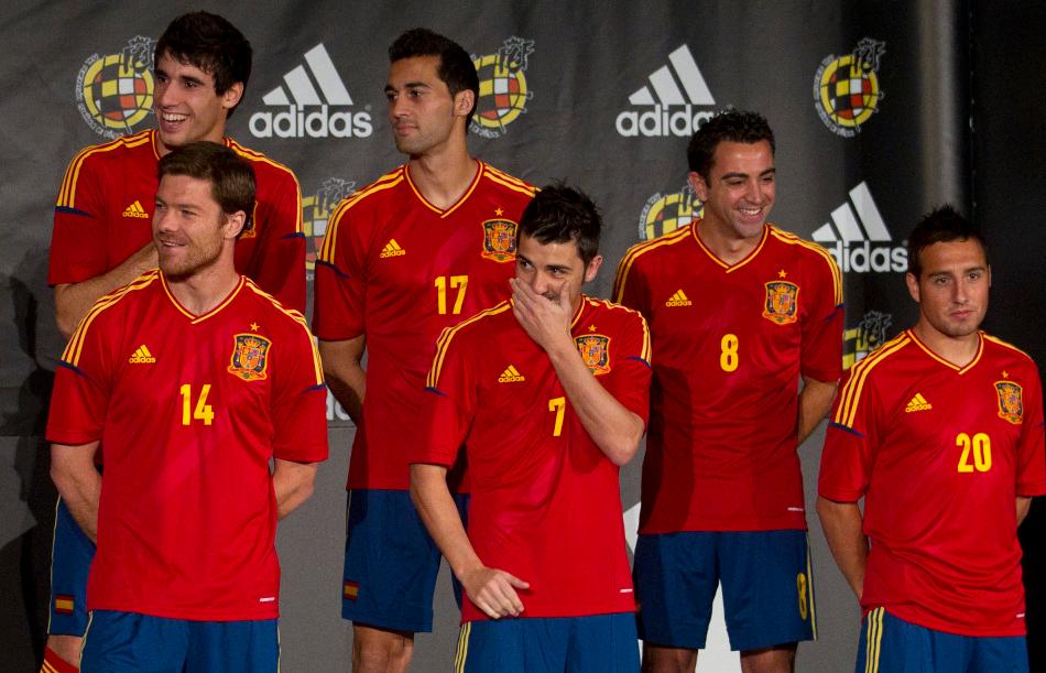 西班牙足球国家队 西班牙足球国家队队服